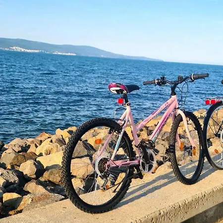 Sea View Private B 511 네세부르